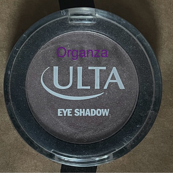 Ulta Beauty Eyeshadow Palettes in 3 Shades - Picture 3 of 8